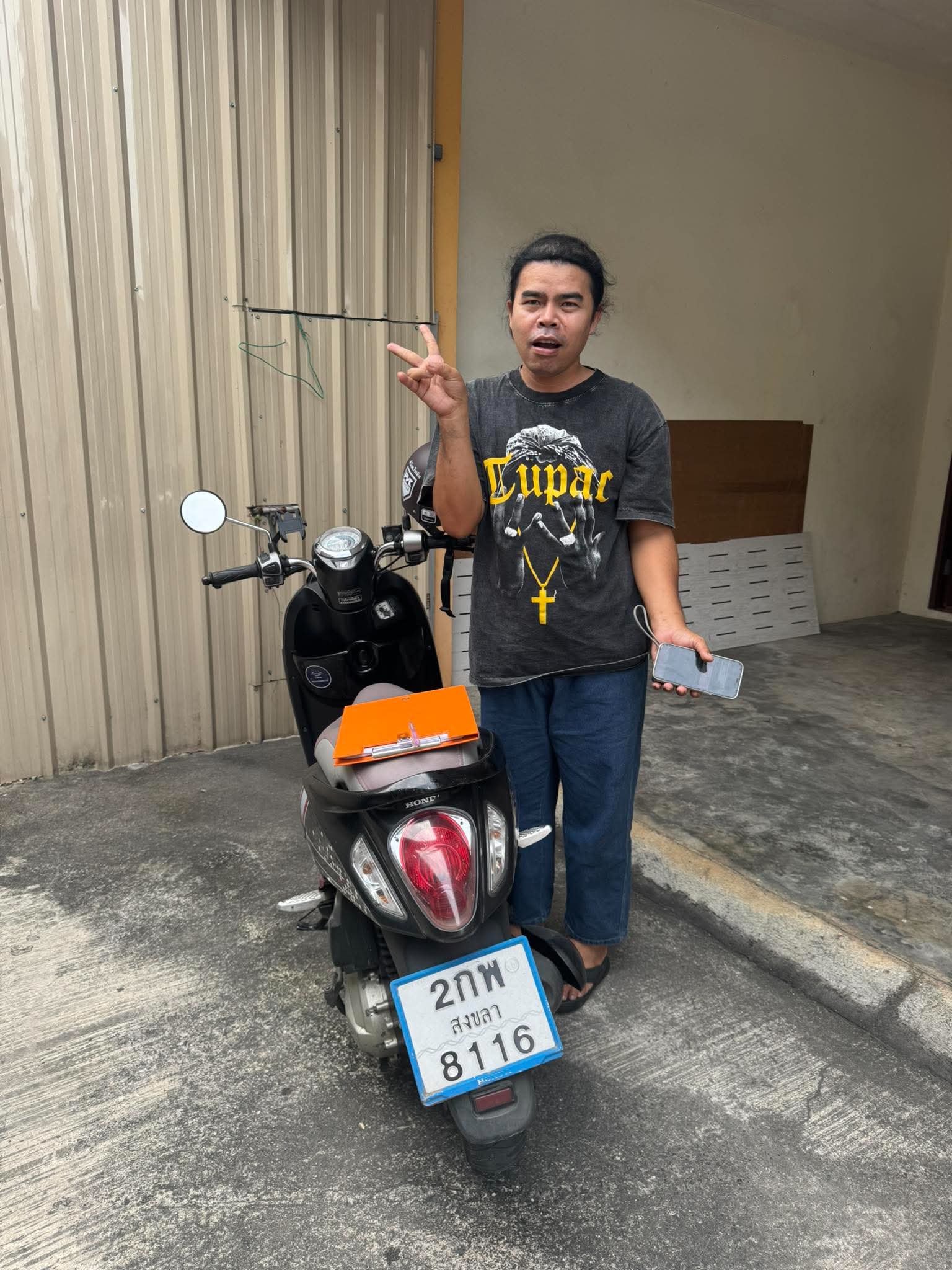ลูกค้าที่ใช้บริการ Anista รถเช่าหาดใหญ่